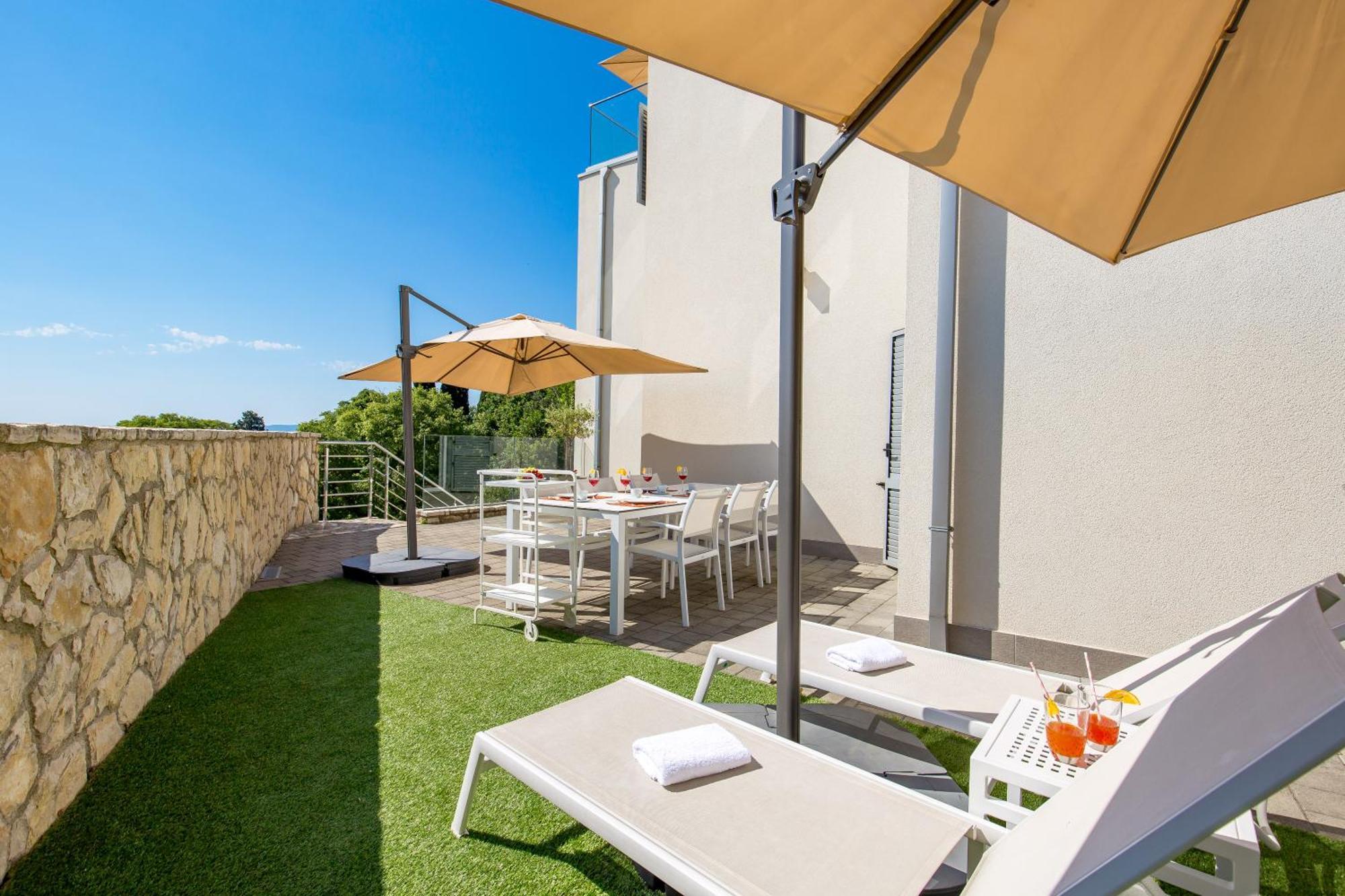 Plage Lovran Residence מראה חיצוני תמונה