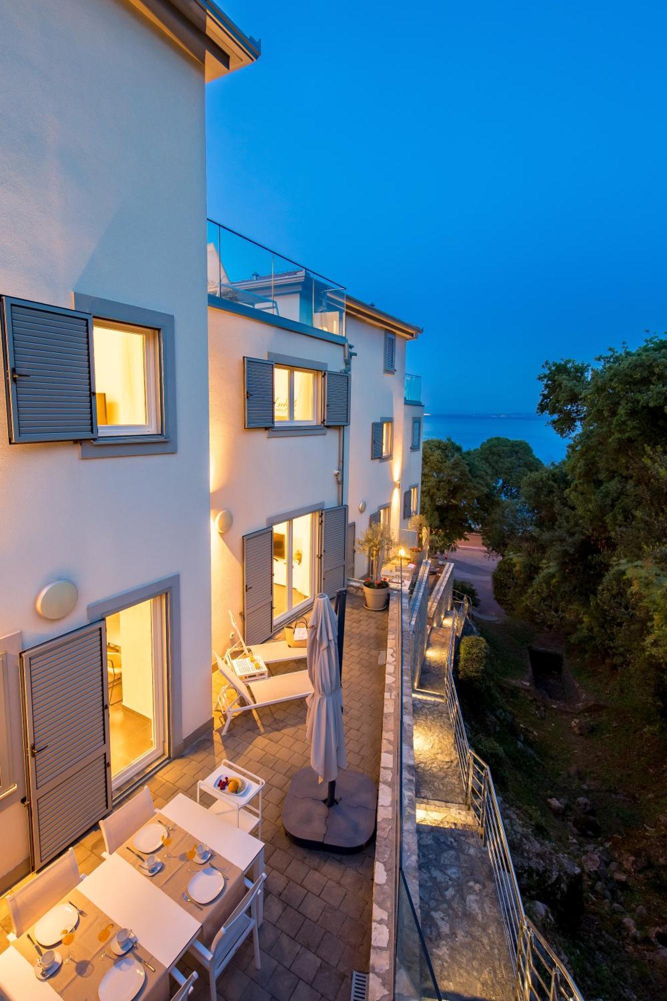 Plage Lovran Residence מראה חיצוני תמונה