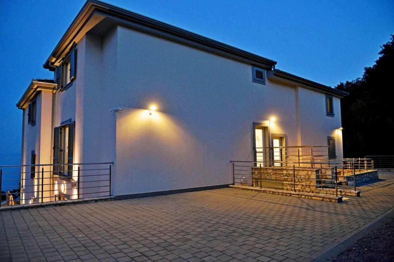 Plage Lovran Residence מראה חיצוני תמונה